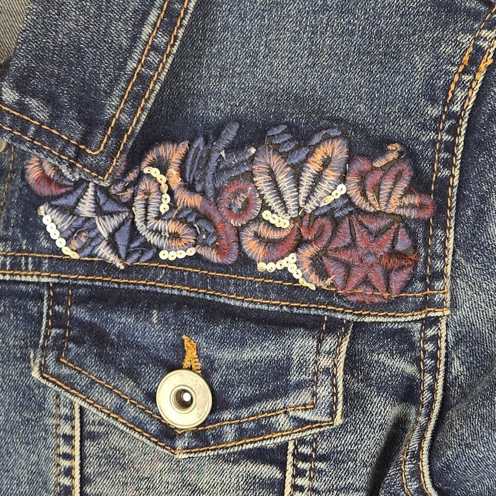 BACCINI Women’s Denim Jean Jacket Pockets Buttons Embroidered PS Boho Hippie Flo - Picture 3 of 10